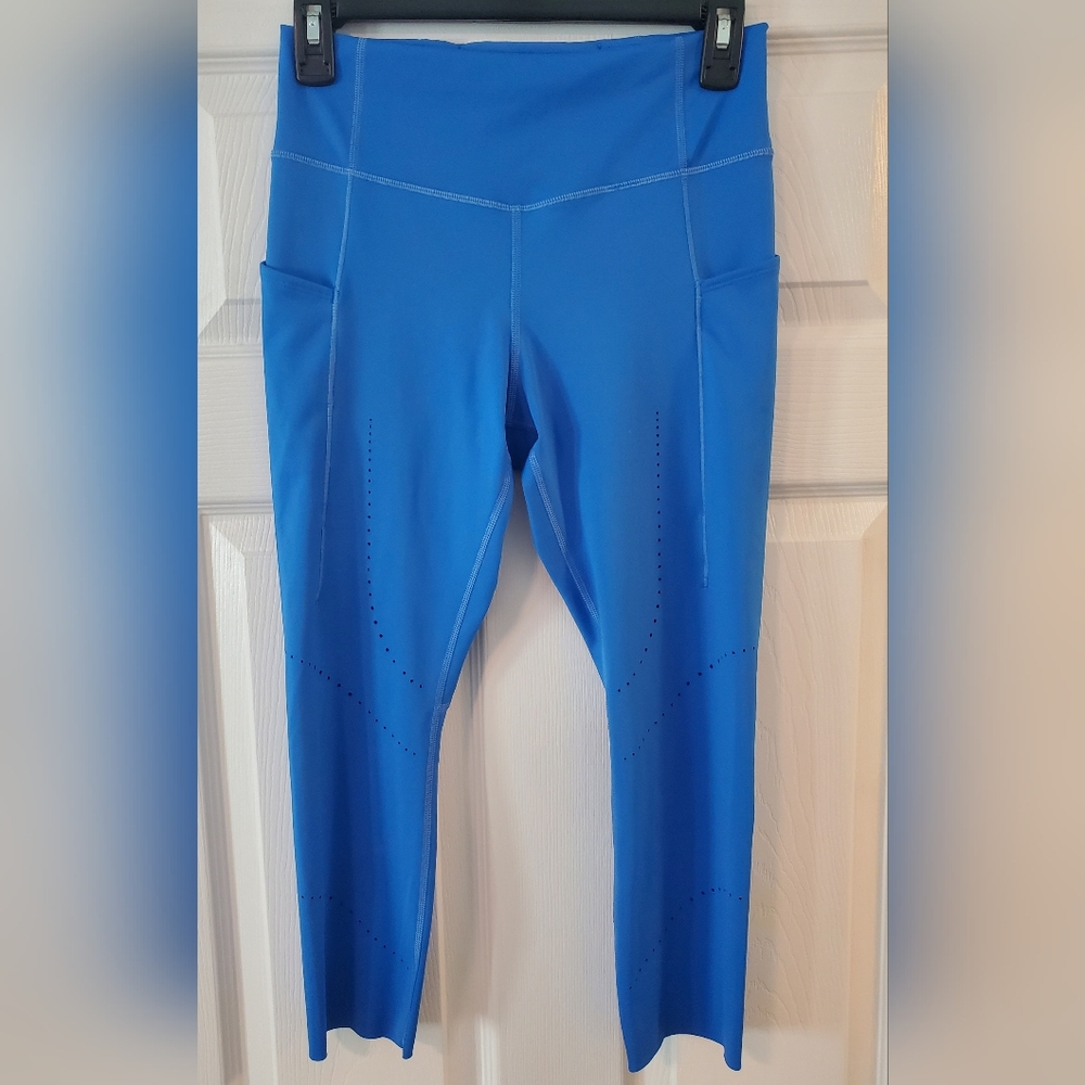 Brooks Women's Electric Blue Capris - Picture 2 of 10
